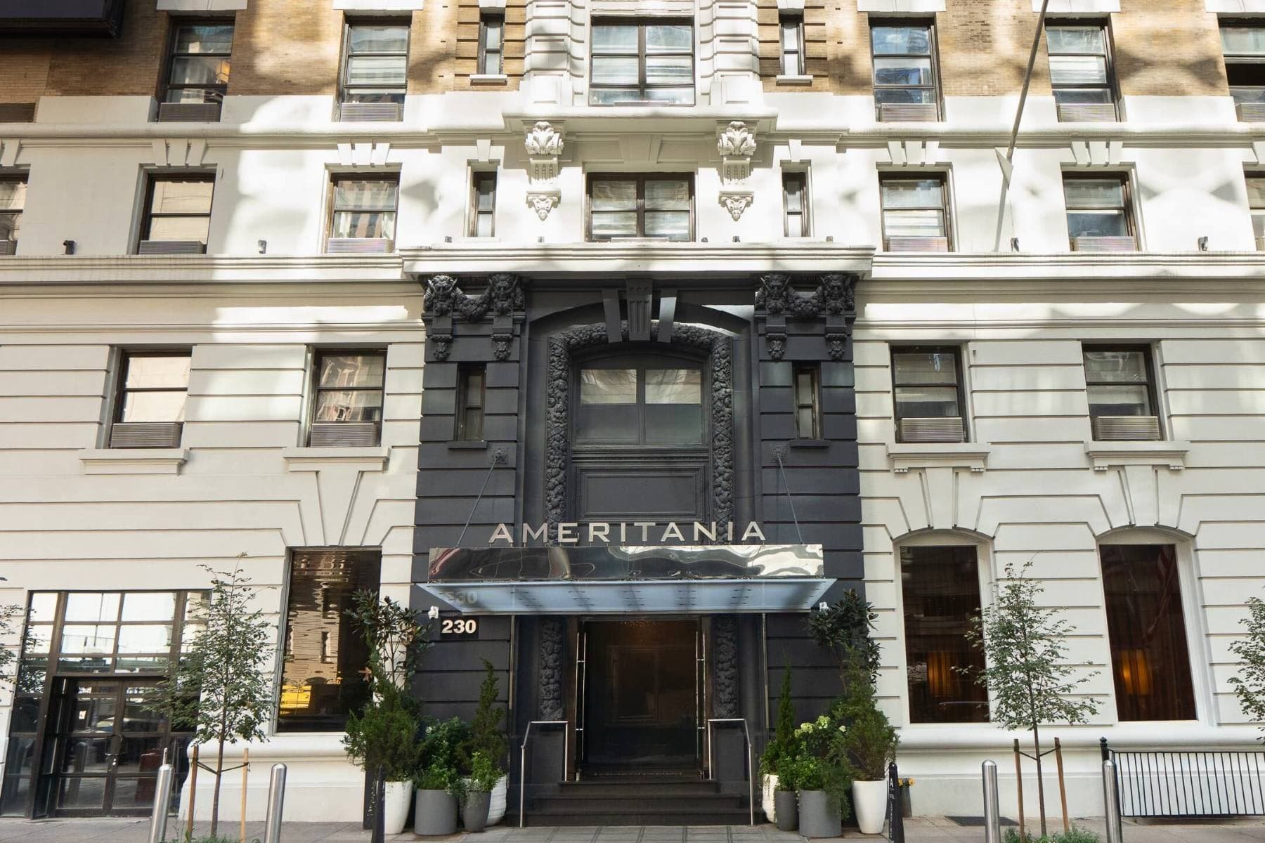 The Ameritania at Times Square - Boutique Hotel in New York City's Theater District
